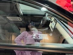 -TESLA 特斯拉(广州天环广场体验店)