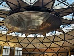 -上海滴水湖皇冠假日酒店