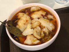 -同济大学本部学苑饮食广场