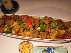 龟兹古韵大盘鸡-龟兹KUCINA·新疆菜(前滩L+PLAZA店)