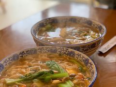 -邱芳粉店(迎宾大道旗舰店)