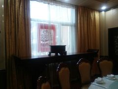 -六和聚传统烤鸭.天津菜(和平店)