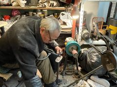 -静安寺修鞋修包修拉链