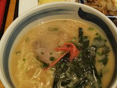 猪骨汤拉面-虹梅食堂·爱蝦乃家