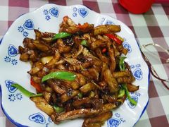 鲮鱼茄子煲-天津外国语大学（马场道校区）食堂