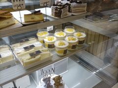 -焙丽拾光(麦凯乐直营店)