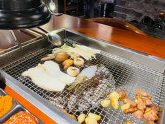 -肉甲韩国木炭烤肉(新壹街1店)