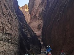 -天山神秘大峡谷