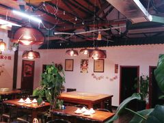 大堂-东家小院金汤酸菜鱼(南阳路店)