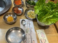 餐具摆设-姜虎东白丁烤肉(苏州中心店)