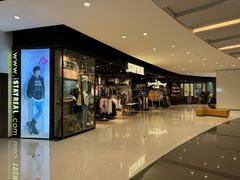 -StayReal Cafe(长宁来福士广场东八区店)