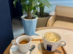 -LAVAZZA拉瓦萨咖啡(中航城君尚购物中心店)