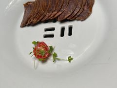 -江间有味·拼烧·鱼鲜·粤式靓汤(汉口江滩店)