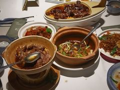 -八府香鸭·啫啫煲(华山路店)