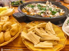 -大鼎石锅鱼(春江里店)