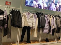 -美特斯邦威(新天地购物中心店)