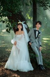 -雪中彩影婚纱摄影·微光艺术中心