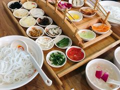 -双桥园·云南过桥米线(古城南门店)