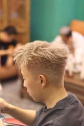 点击看大图 -鸿運 BARBER SHOP男士理发馆