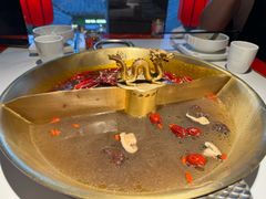 -小龙翻大江文化火锅(宽窄店)