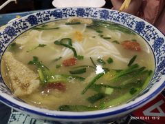 -桥香园云南过桥米线(金马碧鸡店)