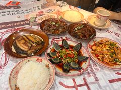 -耙吉吉川味小酒馆(本地人回头店)