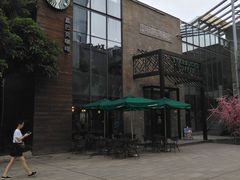 -星巴克(南宁民歌湖店)
