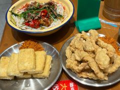 炸小酥肉-池嬢拌粉(上海首店)