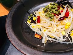 -云海肴·汽锅鸡·云南菜(天山百盛优客店)