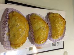 榴莲酥-新大咀港式茶餐厅(宝山万达店)