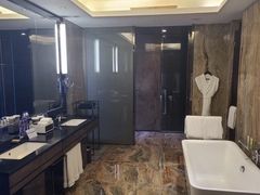 -广州天河希尔顿酒店