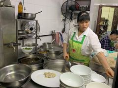自助取餐区-海幢瑞芳饮食店