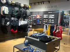 -NIKE品牌体验店(北京蓝色港湾店)