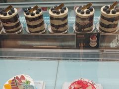 -格瑞思动物奶油生日蛋糕(园区永旺店)