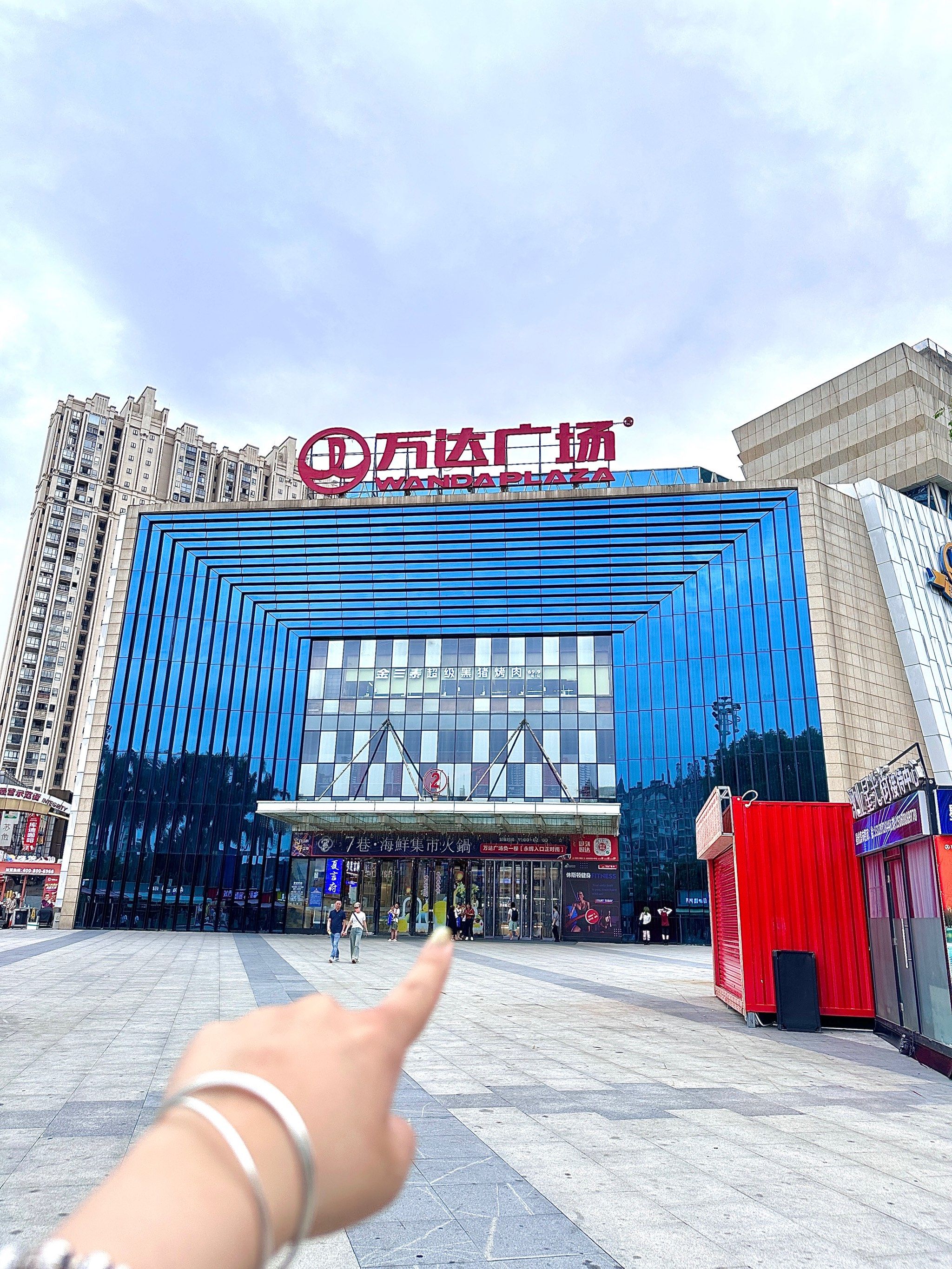 新晋排队王!陈文鼎宁德首喝0元