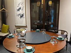-余欢领鲜火锅(新街口店)
