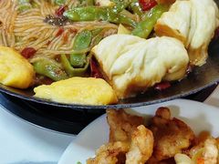 -洪姐川菜东北菜铁锅炖(天生丽街店)