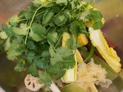 -醉人椒麻辣香锅(王府井喜悦店)