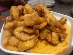 糖醋里脊-闫府私房菜·百年鲁菜(恒隆店)