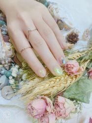-U mi Nail美甲工作室
