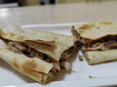 -宝光熏肉鞋底火烧(新街口店)