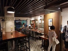 -Cau Go Vietnamese Cuisine