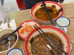 -刘二姐襄阳牛肉面(鸟巢店)