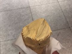 金选布丁圆筒-麦当劳(新王府井店)