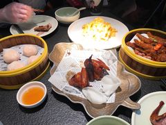 -蝴蝶里·粤菜·点心(滨江龙湖店)