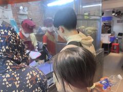 -Bánh Mì Huynh Hoa