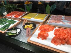 -四海一家自助餐(益田假日广场店)