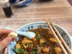 卤煮火烧-门框胡同百年卤煮(新街口店)