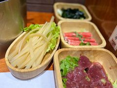 -独食火锅·半米屋台(直营总店)