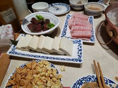 -东镇老火锅(长春路首店)